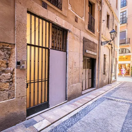 Cavallers - Unik Vacation Apartment